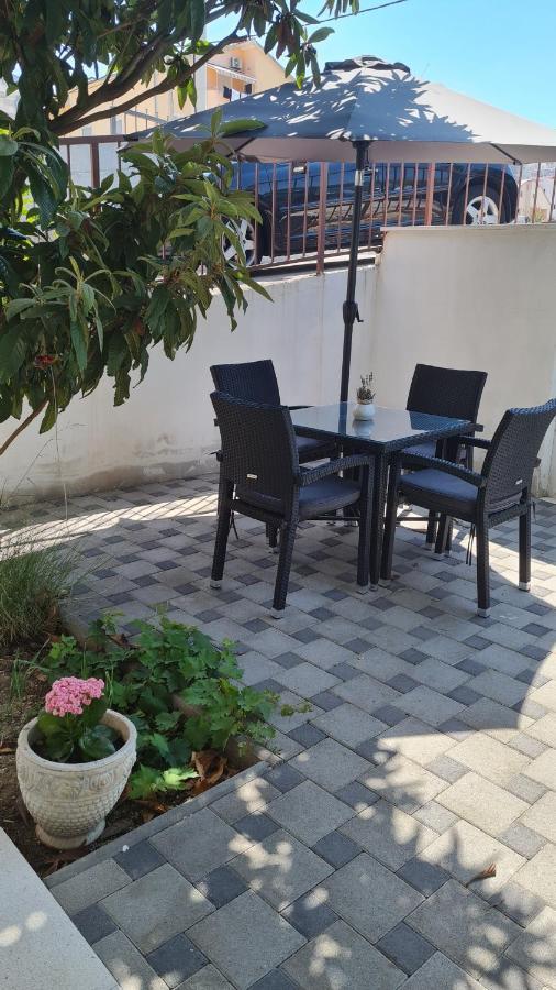 Apartments Prizmic Podstrana Exterior photo